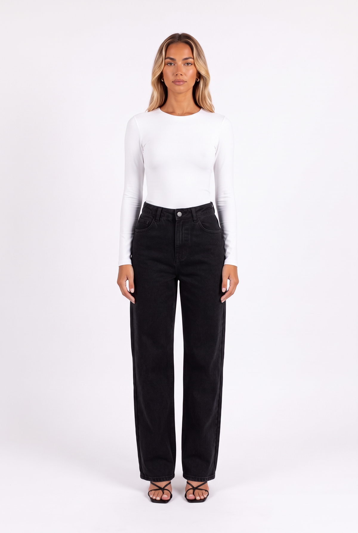 Wide straight-leg jeans in Black — front